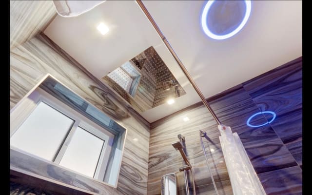 5   LUXURIOUS/SANITIZED/FAMILY BEACH SUITE, PARKING, STEPS2OCEAN - Picture 12