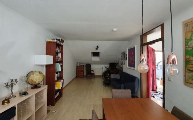 Central roof top flat in gay area! Perfect for short city/biz trip!