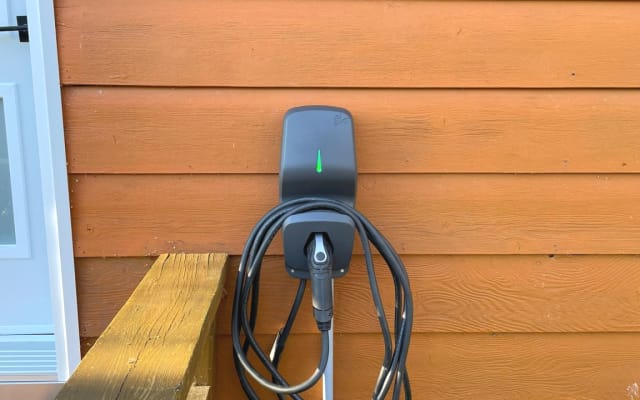 Paul's listing on misterb&b - Des frais de 5 $ s'joutent pour chaque séance de recharge