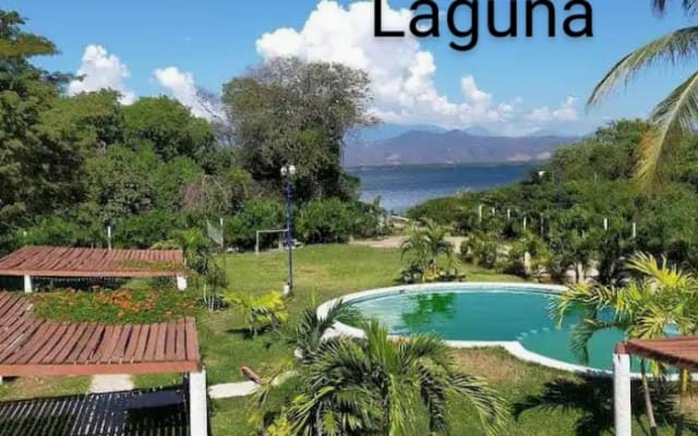 MAISON LAGUNA
