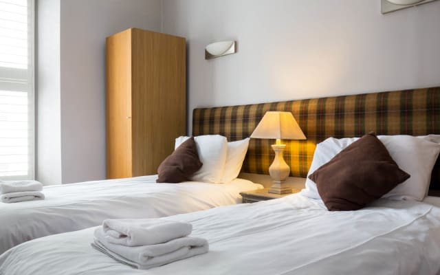 3 Bedroom Cranston Street Holiday Apartment. The Royal Mile.