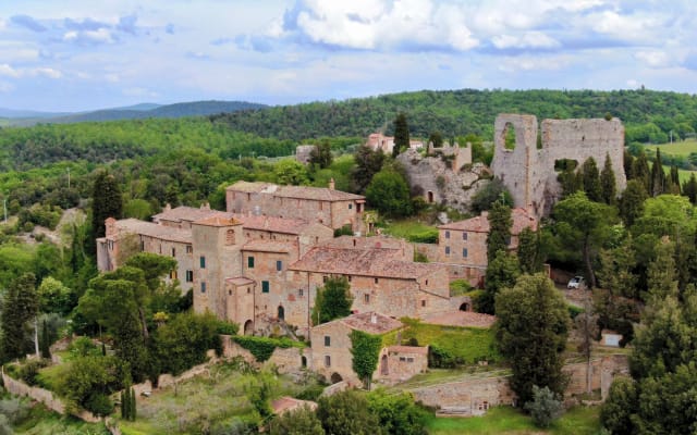 Castelo de Montelifré - Um lugar autêntico para ficar com uma vista...