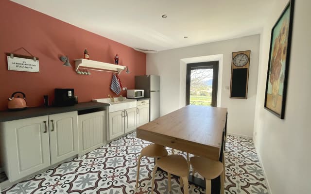 Quarto A oficina do oleiro, Alojamento e pequeno-almoço na Provença