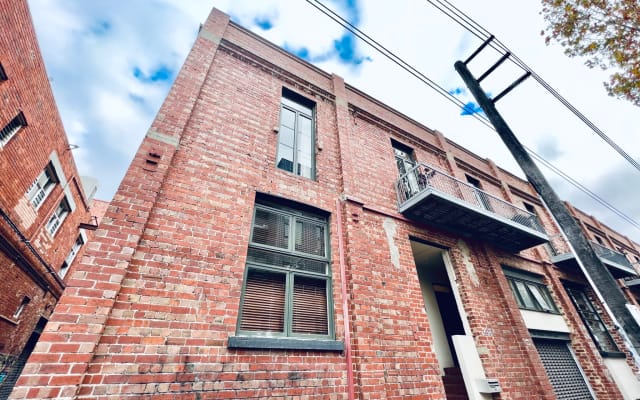 Histórico apartamento de una fábrica de chocolate en el mejor barrio gay de Melbourne - Foto 14