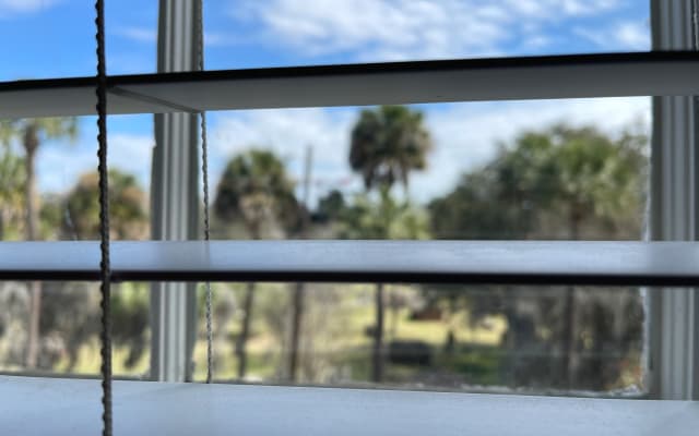 Precioso condominio de 1 cama en una excelente ubicación con vistas...