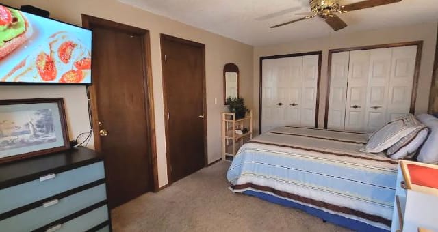 Dormitorio principal en casa adosada de 3 dormitorios y 2,5 baños