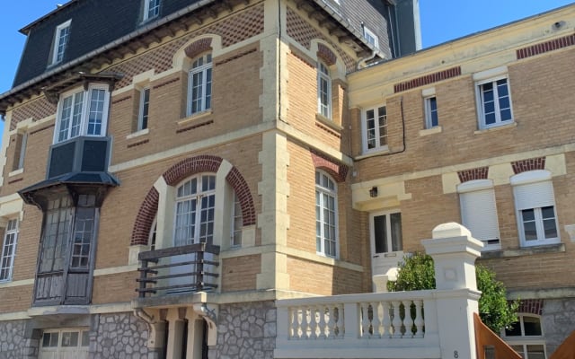 Stanzetta con vista mare in una villa di carattere