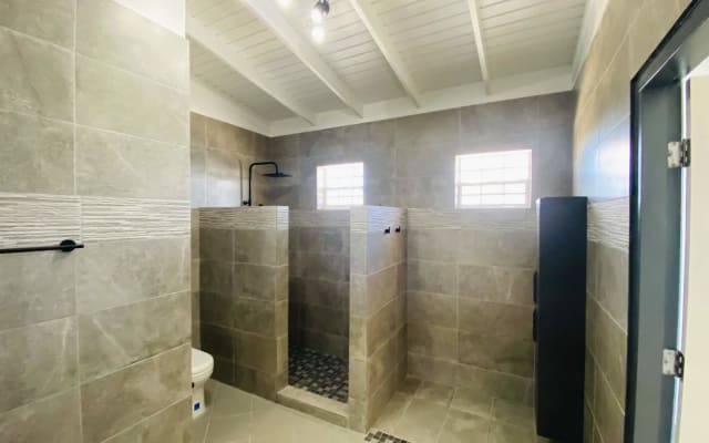 King Size Villa - Picture 17