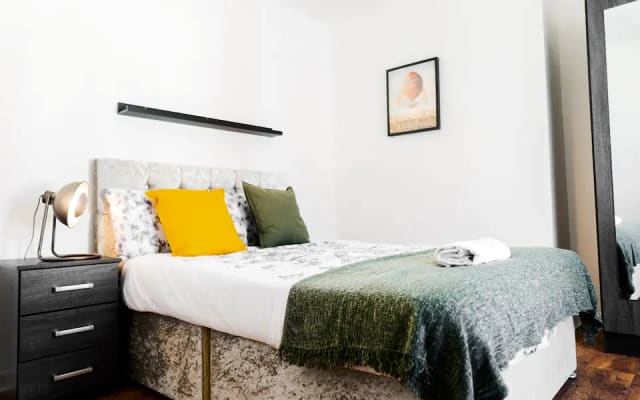 NUOVO Casa di charme 4-BR vicino al centro città