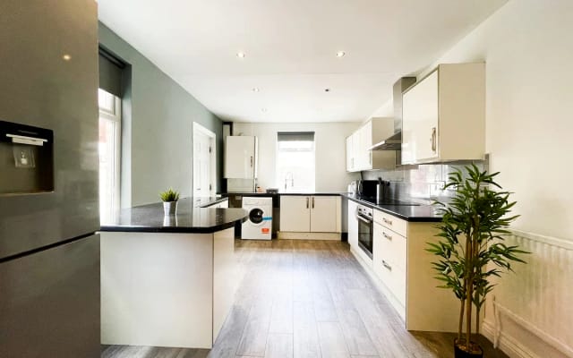 New Ideal 4-BR Home, Super Table, Overall Best
