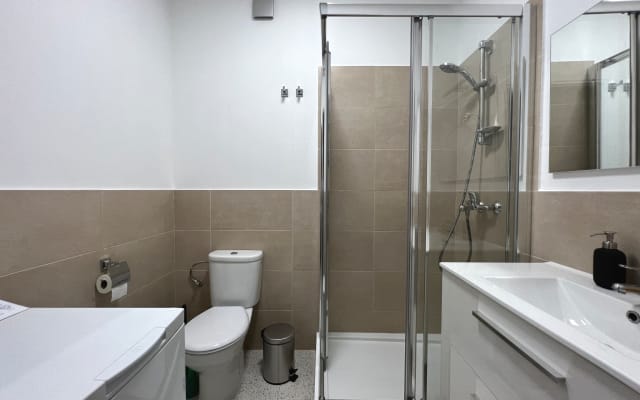 Quarto B - Roupa de homem opcional apt 1km Yumbo Maspalomas