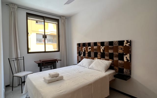 Quarto C - Roupa de homem opcional apt 1km Yumbo Maspalomas