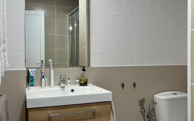 Room D - Mens clothing optional apt 1km Yumbo Maspalomas