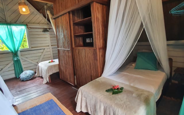 DUPLEX SUITE AM MEER UND POOL MIT FRÜHSTÜCK