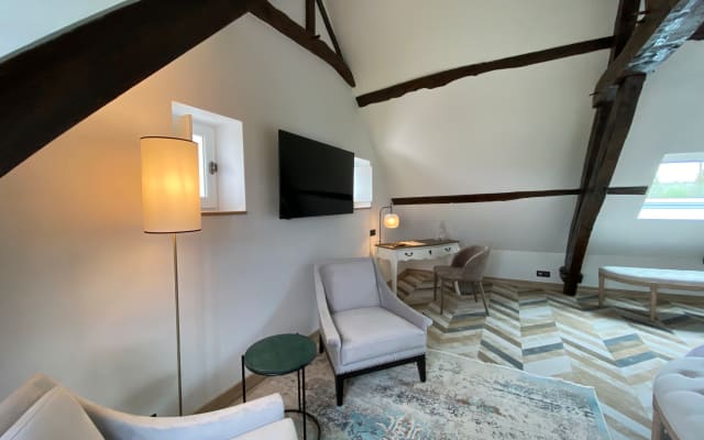 The Simonne Suite at the Domaine de Prestal