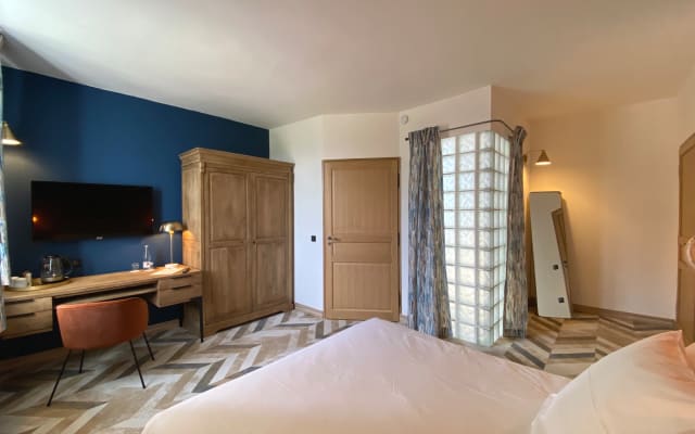 The Guillaume room at the Domaine de Prestal