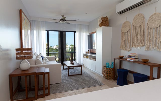 2BR en la parte superior ubicación, Condo IPANA Nuevo, 300MB Wifi, 3...