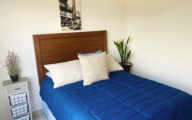 Frank´s House Apartment "Shared House" Double Bed - Picture 7