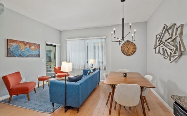 Serenity in Cortez Hill Downtown 1 BR + Loft - Picture 9