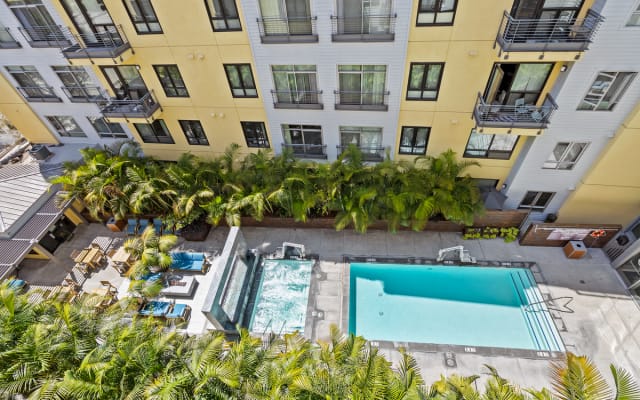 Serenity in Cortez Hill Downtown 1 BR + Loft - Picture 12