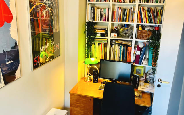 Quarto acolhedor no centro de Estocolmo!