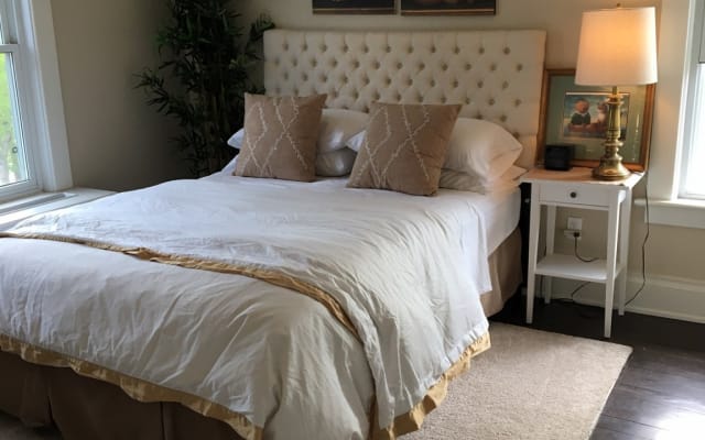Chambre confortable sur la côte sud du Niagara