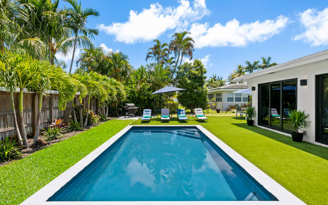 Luxury Private Modern Oasis w/Pool~Near Beach & Famous Wilton Dr.