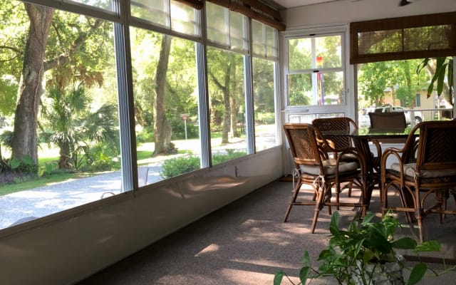 Wunderschönes Park Model Home in Gay Campground