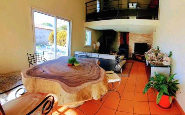 Magnífica moradia com piscina