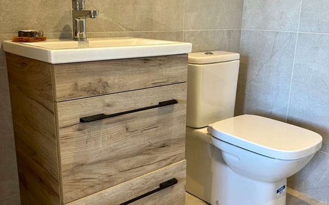 Moderna camera da letto privata SuperKing con bagno interno
