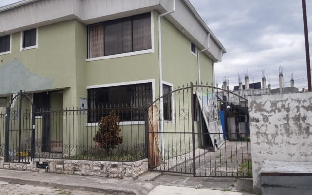 family home, Angel