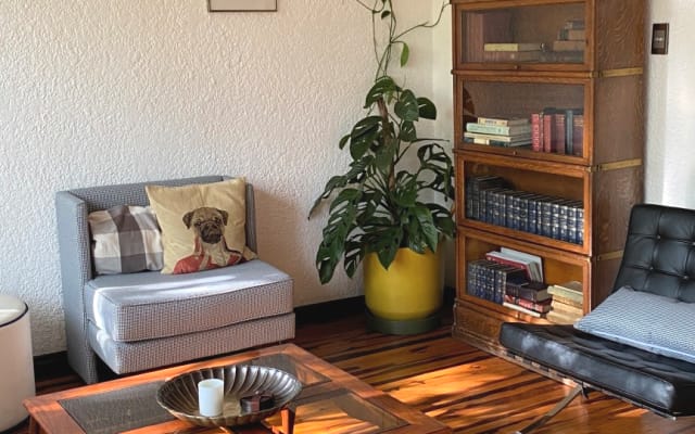 Appartment aus den 40er Jahren nur wenige Blocks von La Di gelegen