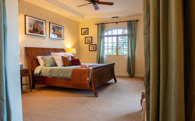 Wine Country Opulent Villa-Brush Creek