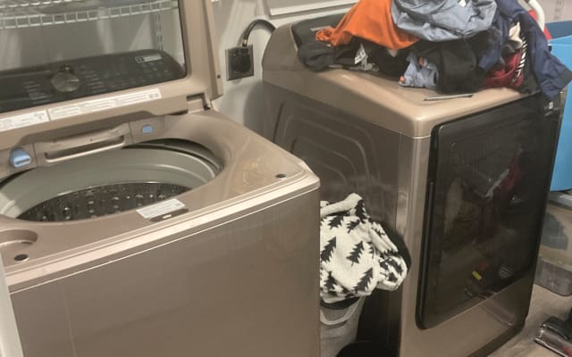 Private room with own bathroom - Picture 7