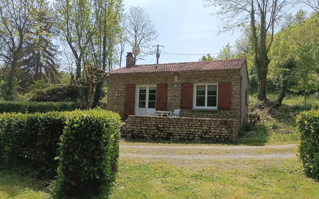 Gîte au coeur de la nature en bord de rivière