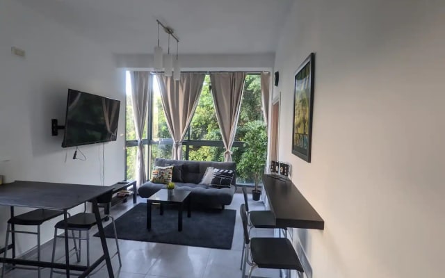 ** Localização privilegiada 2R apt. No coração de TLV**