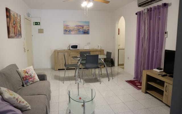 APARTAMENTO EM QAWRA