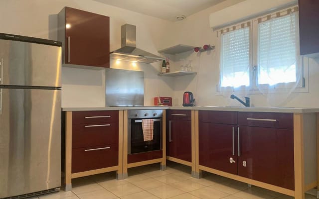 Cosy house with terrace near train station, HK/Wine Route/Colmar