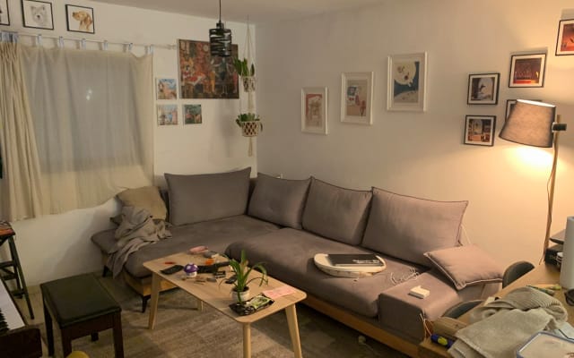 A nice room in a wonderful apartment