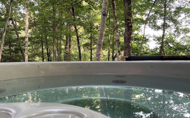 Toms Inserat auf misterb&b - even the tub has views ~~