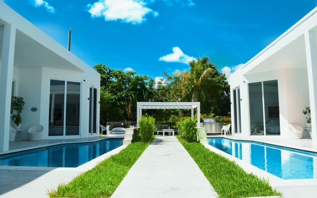 Individual guesthouse #3 clothing optional men only near Wilton Manors - Picture 8