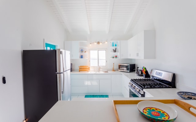 Appartement de 1 chambre, plage isolée et vues spectaculaires !