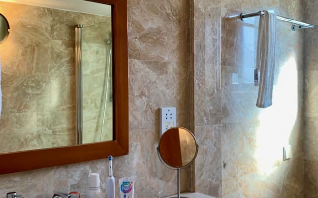 Preciosa habitación en un ático de 2 dormitorios - Foto 11