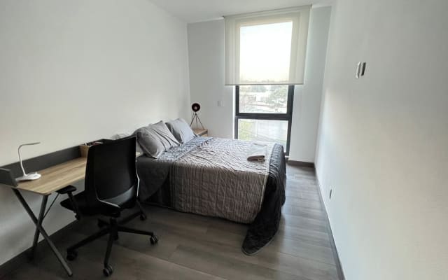 Zimmer in moderner Wohnung in Polanco
