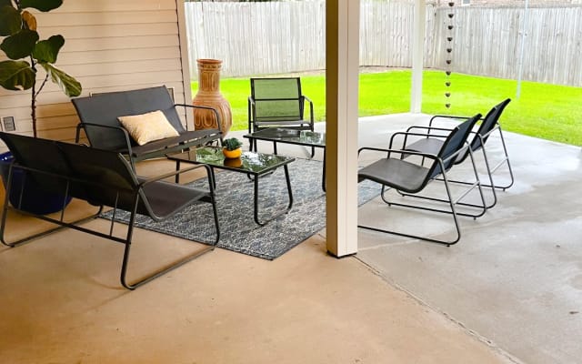 Relaxed home close to New Orleans and Gulf Coast