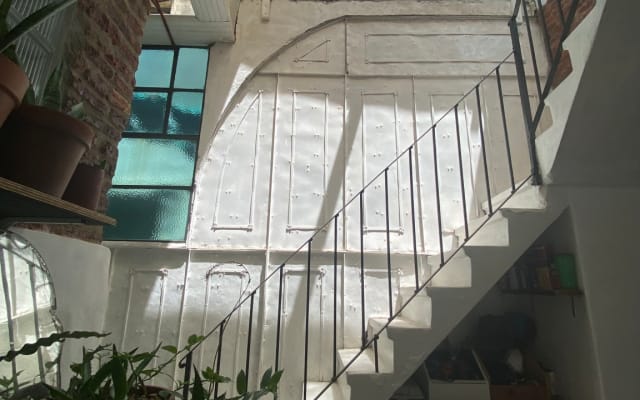 pavlo's listing on misterb&b - Stairs to room 