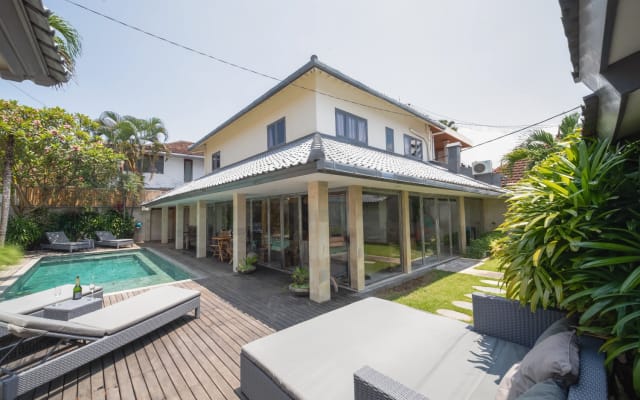 Magnificent Villa Amana Seminyak