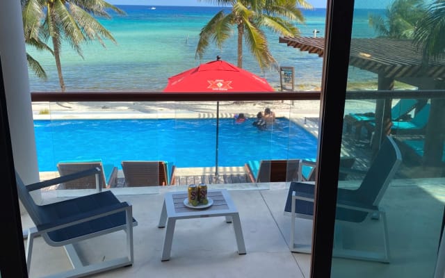 Best beachfront Condo in Mahahual