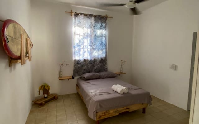 Apartamento acolhedor com pátio privado