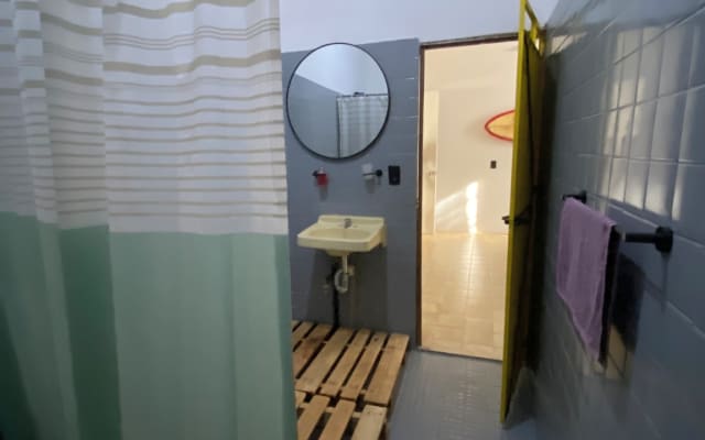 Apartamento acolhedor com pátio privado